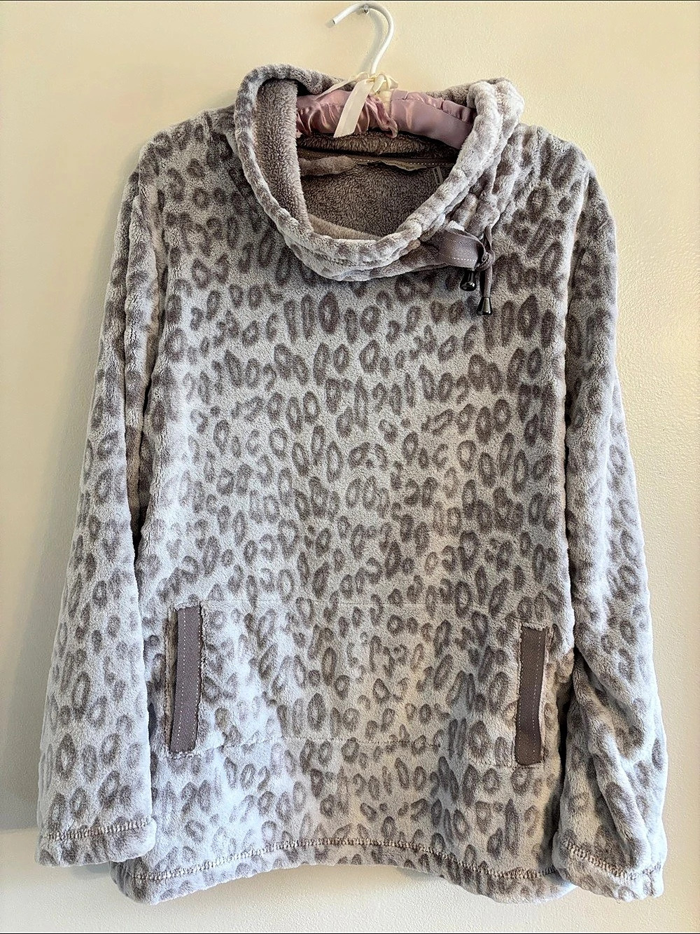 Soft Surroundings Leopard Print Fleece Jacket in Gray & Brown Size Large